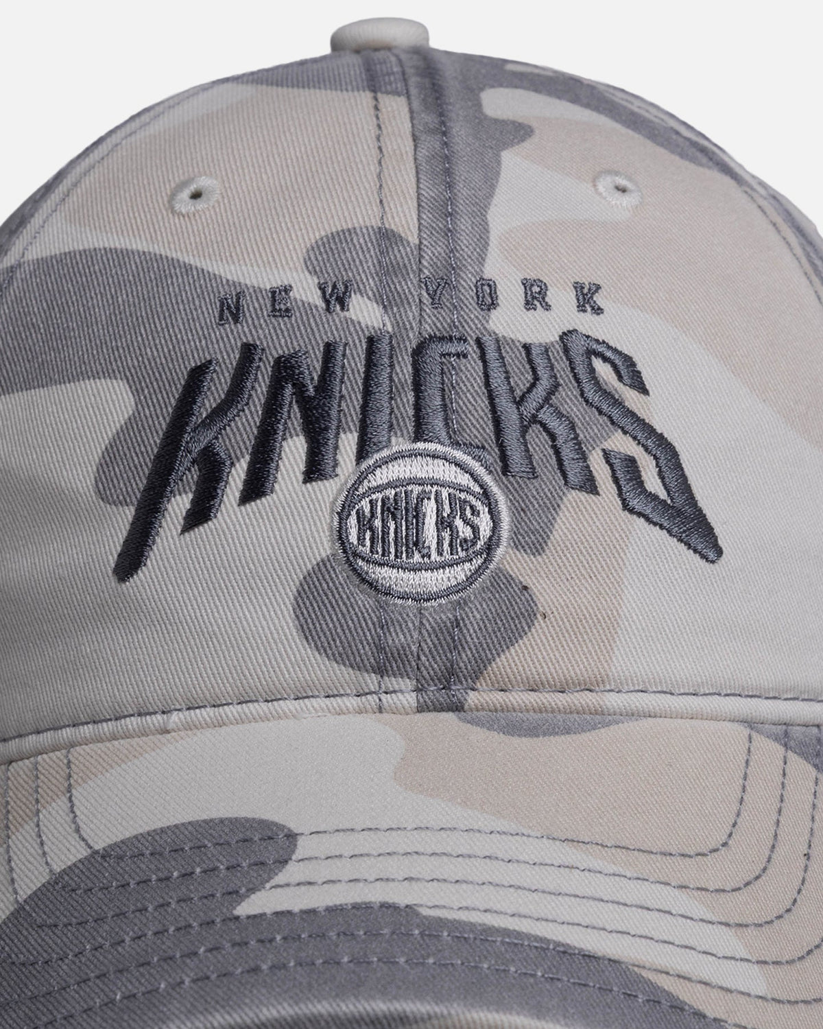MITCHELL & NESS Mitchell & Ness New York Knicks 'Snow Camo' Dad Fit Strapback Snow Camo