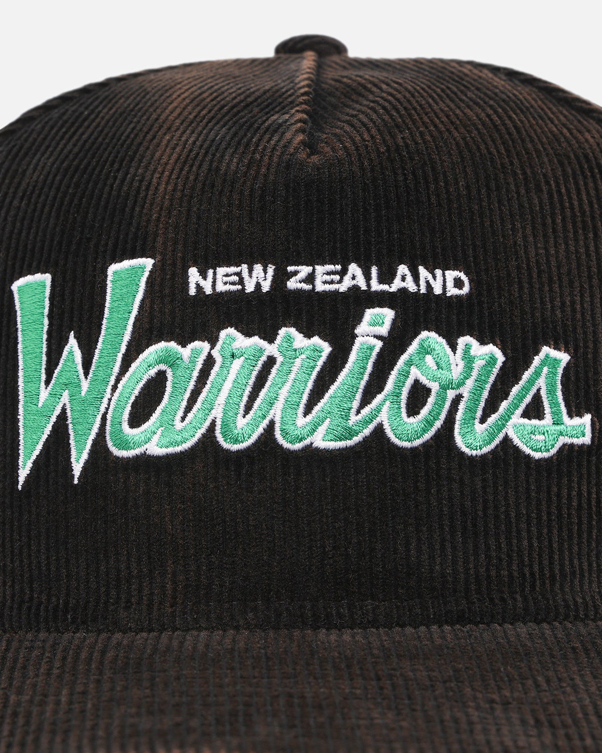 New Era New Era New Zealand Warriors 'NRL Golfer Washed Black' Pre-Curved Corduroy Golfer Snapback Washed Black