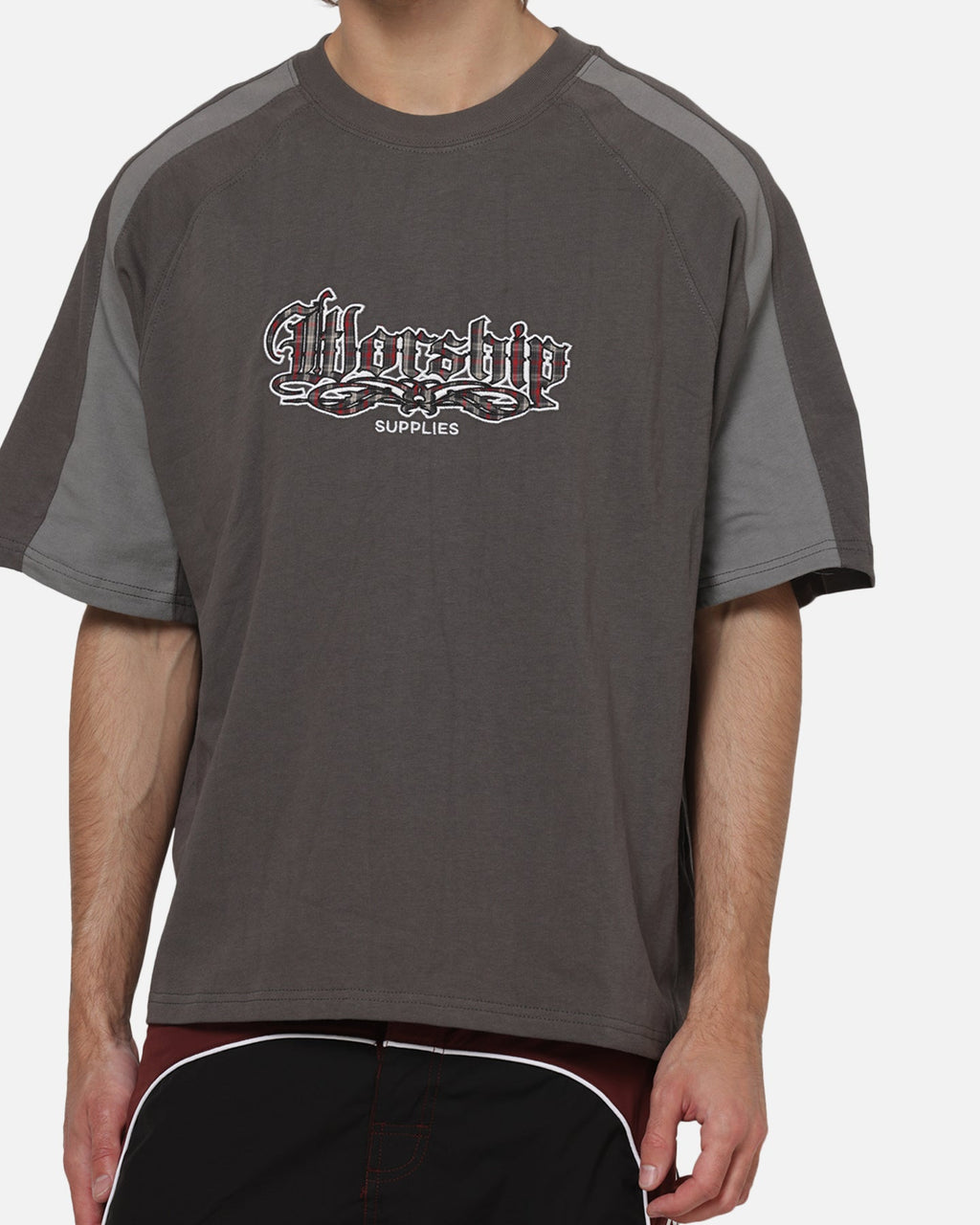 WORSHIP Authentic Worship Catharsis Box Crop Raglan T-Shirt Worn Black