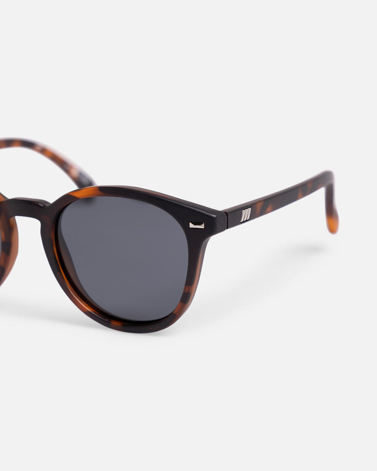 Le Specs Le Specs Bandwagon Sunglasses Matte Tort/Smoke