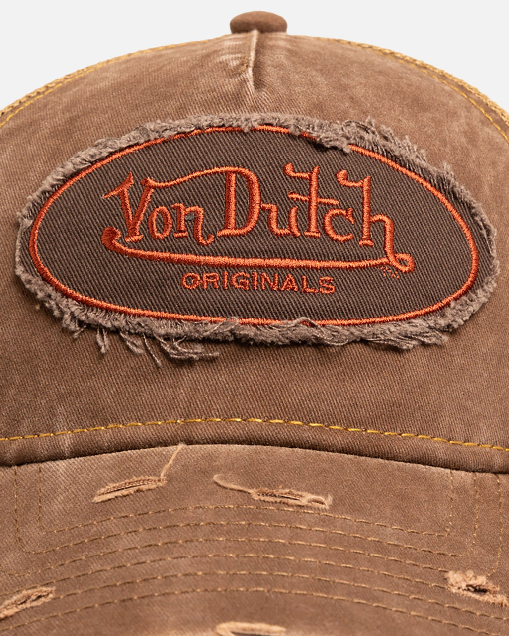 VON DUTCH Classic Von Dutch Oval Distressed Trucker Snapback Maroon