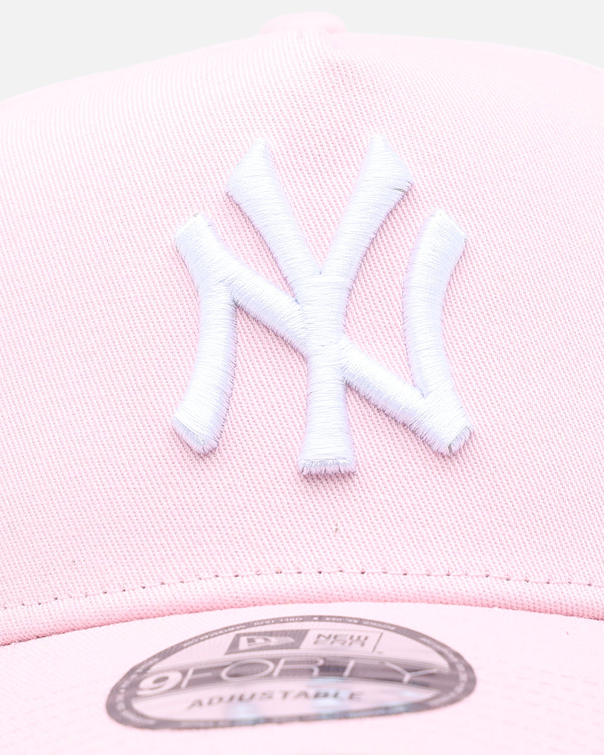 New Era New Era New York Yankees 'Polychromatic' 9FORTY A-Frame Snapback Pink