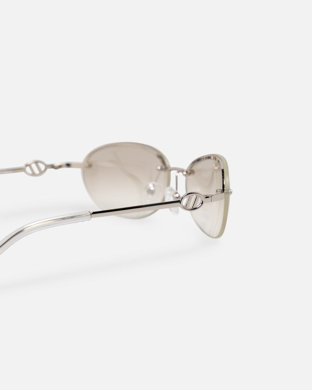 Le Specs Authentic Le Specs Slinky Sunglasses Silver