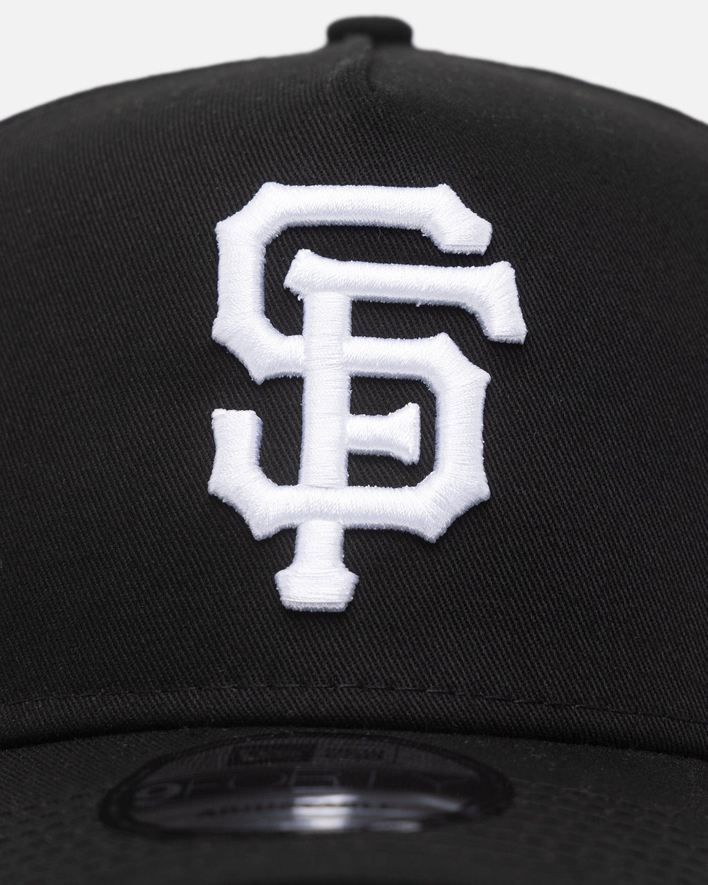 New Era New Era San Francisco Giants 'Black/White' 9FORTY A-Frame Snapback Black/White