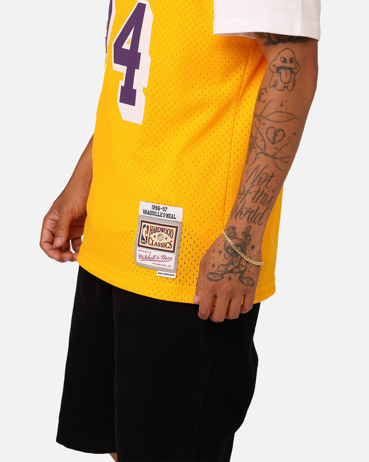 MITCHELL & NESS Mitchell & Ness Los Angeles Lakers Shaquille O'Neal '96-'97 #34 Swingman Jersey Yellow