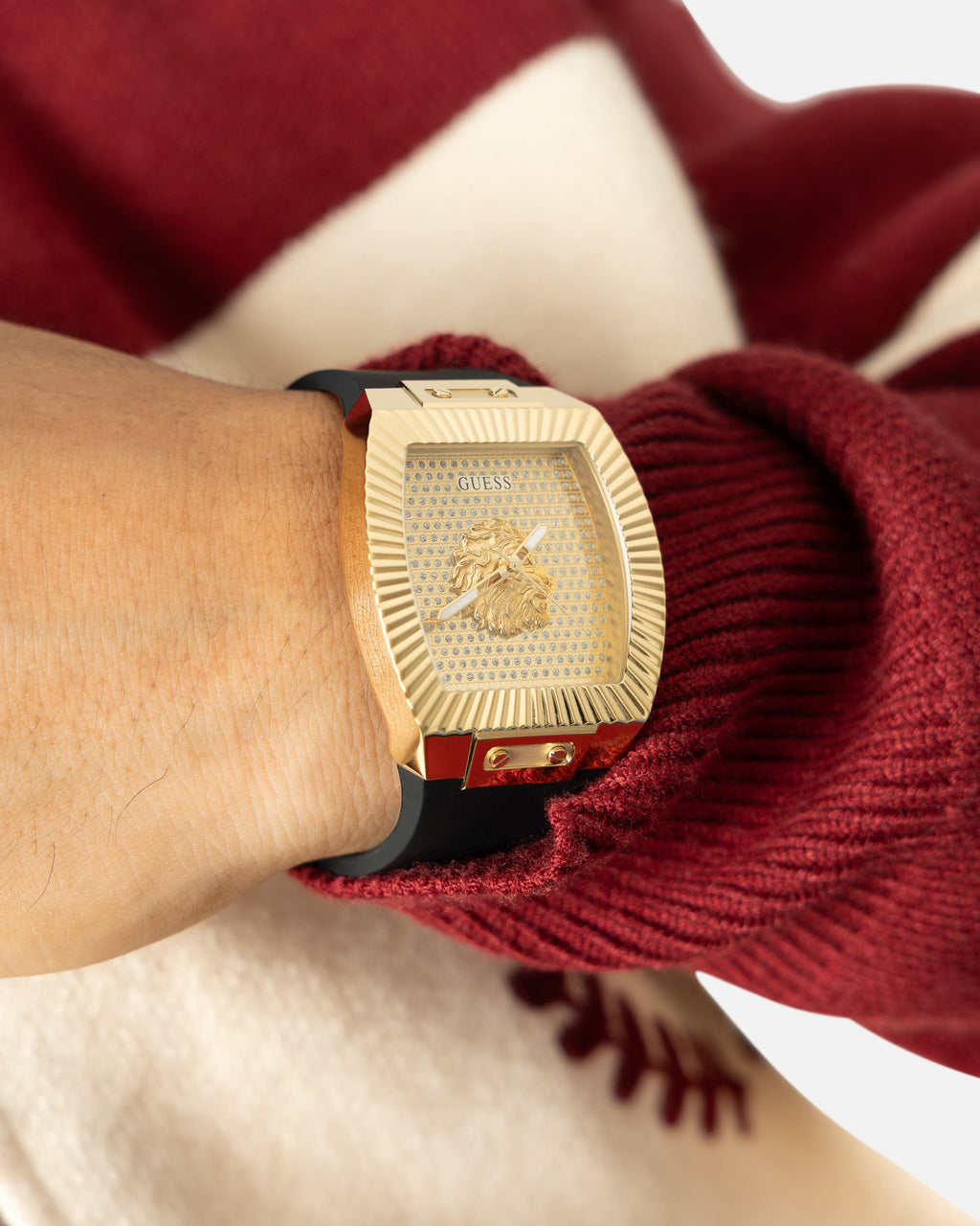 GUESS MAINLINE Premium Guess Mainline Phoenix Watch Black/Gold