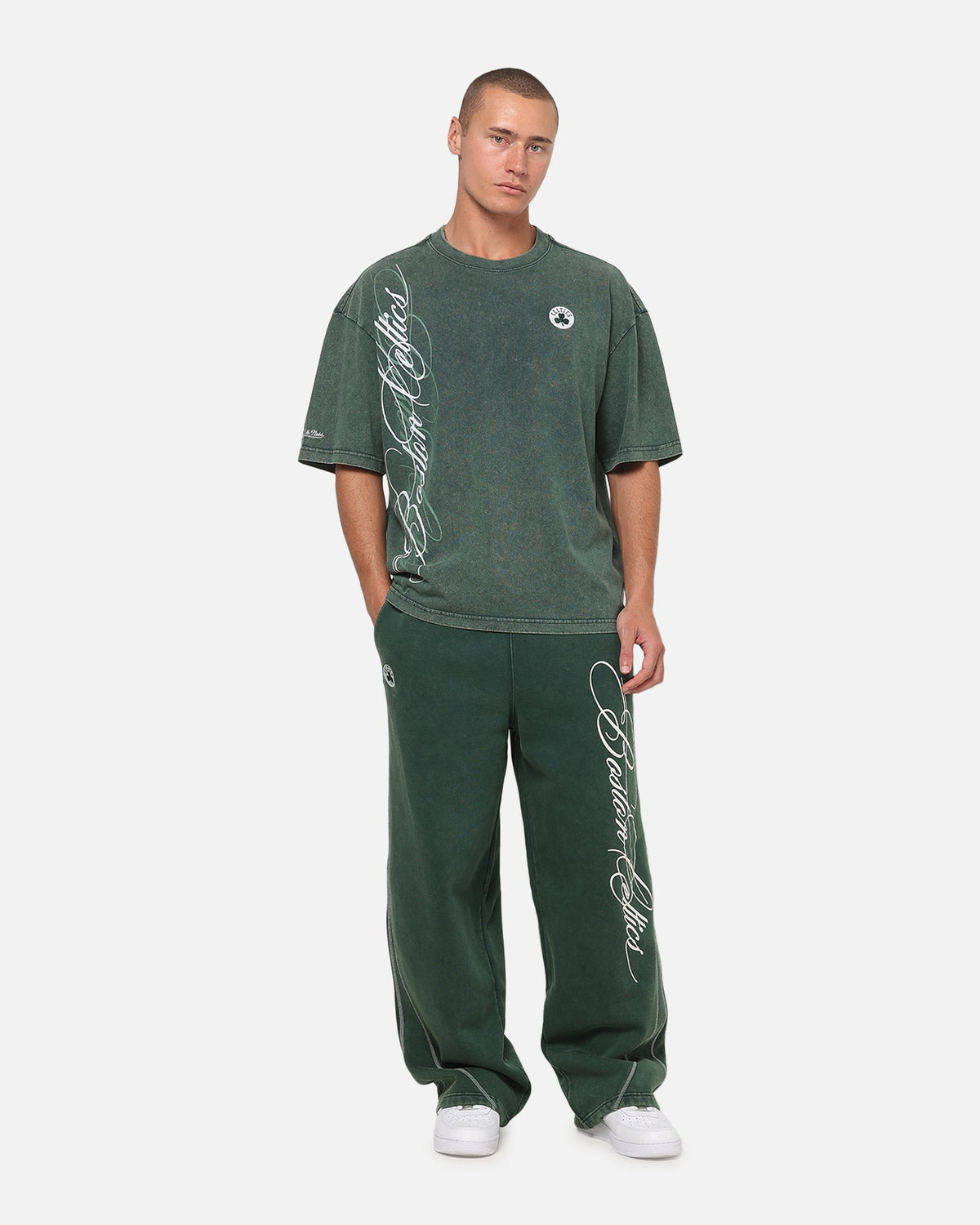 MITCHELL & NESS Official Mitchell & Ness Boston Celtics Star Script Boxy T-Shirt Pine Green