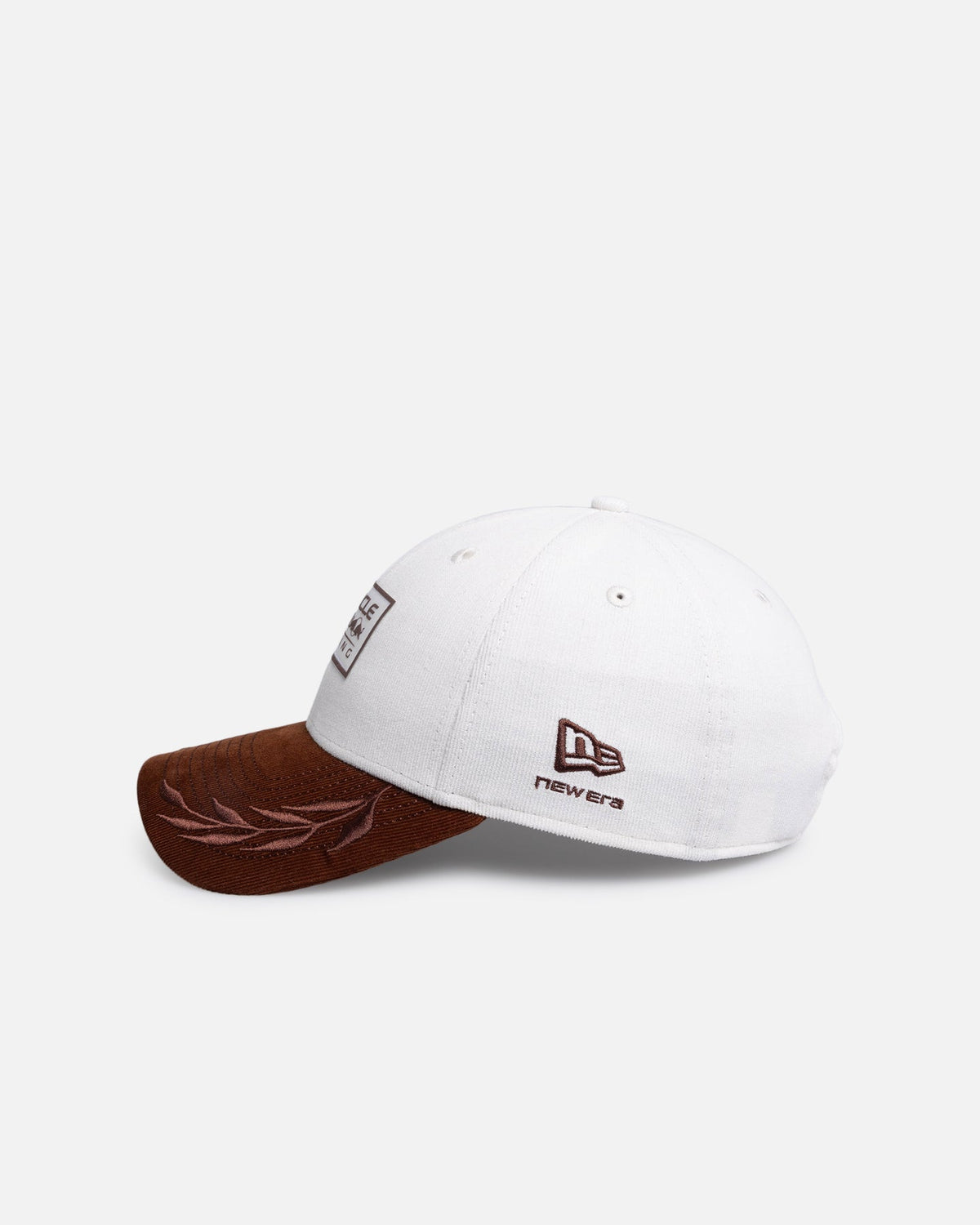 New Era Classic New Era X Red Bull Racing F1 'Contrast Visor' 9FORTY Strapback Light Beige