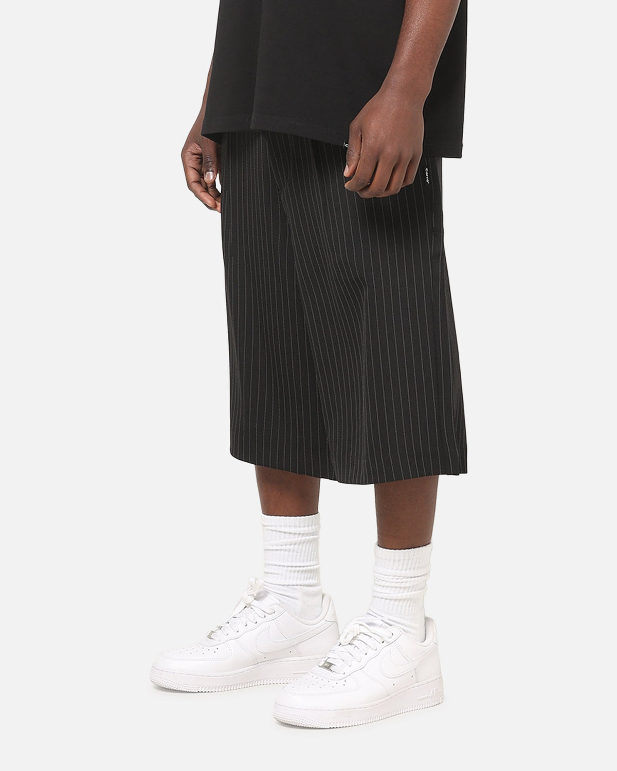 CARRE Carre Heritage Pleated Shorts Black Pinstripe