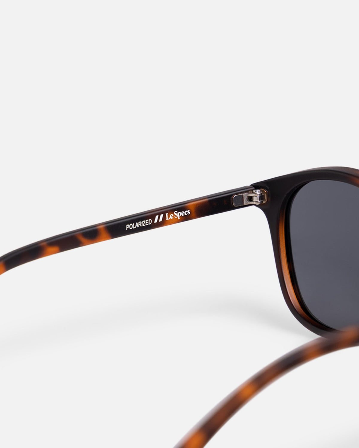 Le Specs Le Specs Bandwagon Sunglasses Matte Tort/Smoke