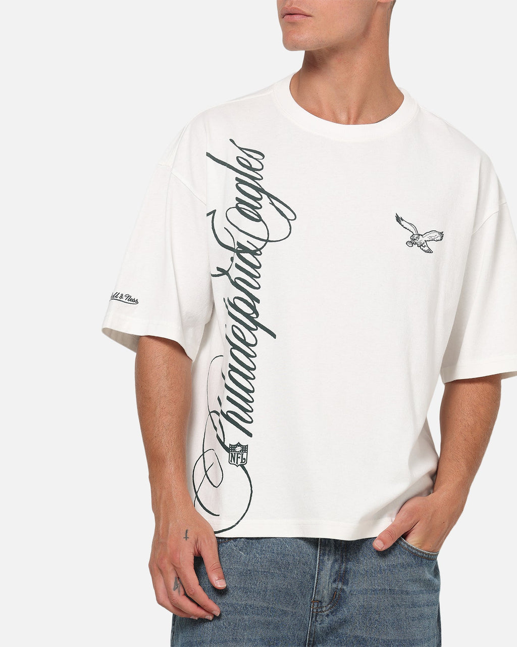 MITCHELL & NESS Mitchell & Ness Philadelphia Eagles Star Script Boxy T-Shirt Vintage White