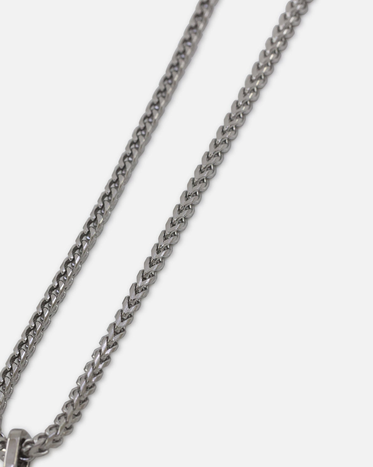 GUESS MAINLINE Guess Mainline 26" 4G Rebel Charm Necklace Silver