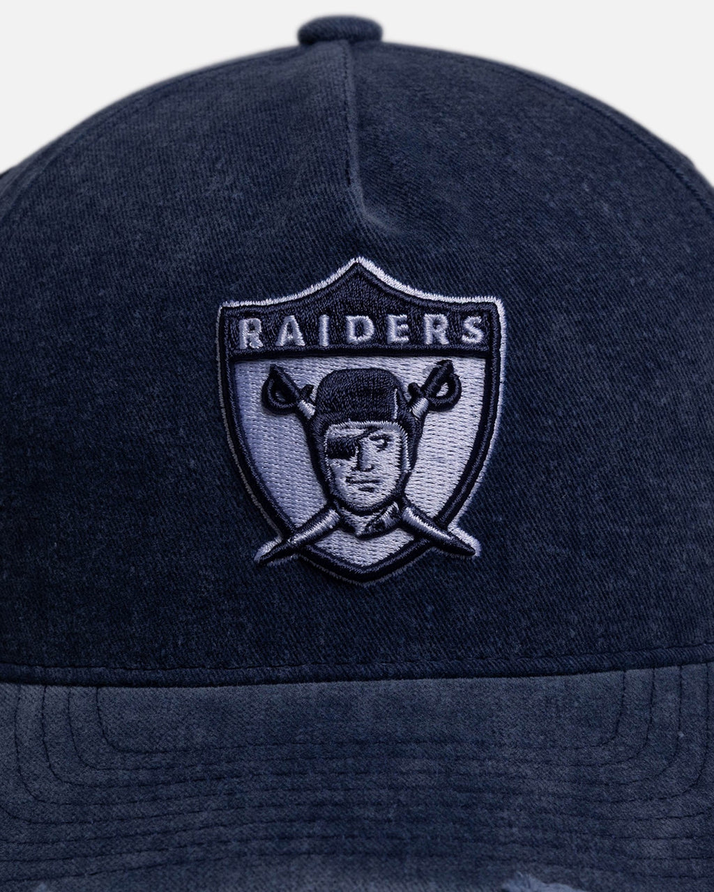 MITCHELL & NESS Classic Mitchell & Ness Las Vegas Raiders 'Distressed Origin' Deadstock Snapback Navy