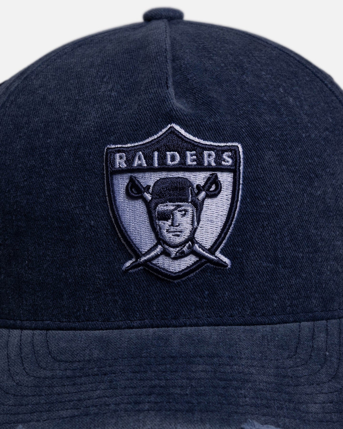 MITCHELL & NESS Classic Mitchell & Ness Las Vegas Raiders 'Distressed Origin' Deadstock Snapback Navy