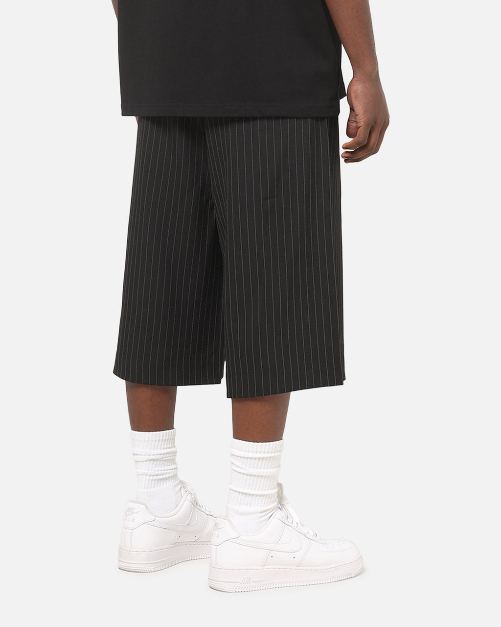 CARRE Carre Heritage Pleated Shorts Black Pinstripe