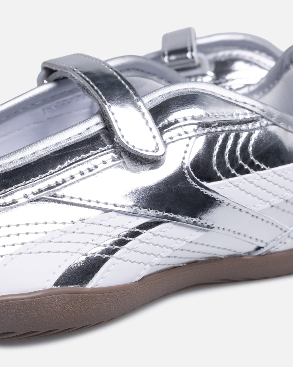 REEBOK Premium Reebok Women's Ultra Lo Mary Jane Silver/White