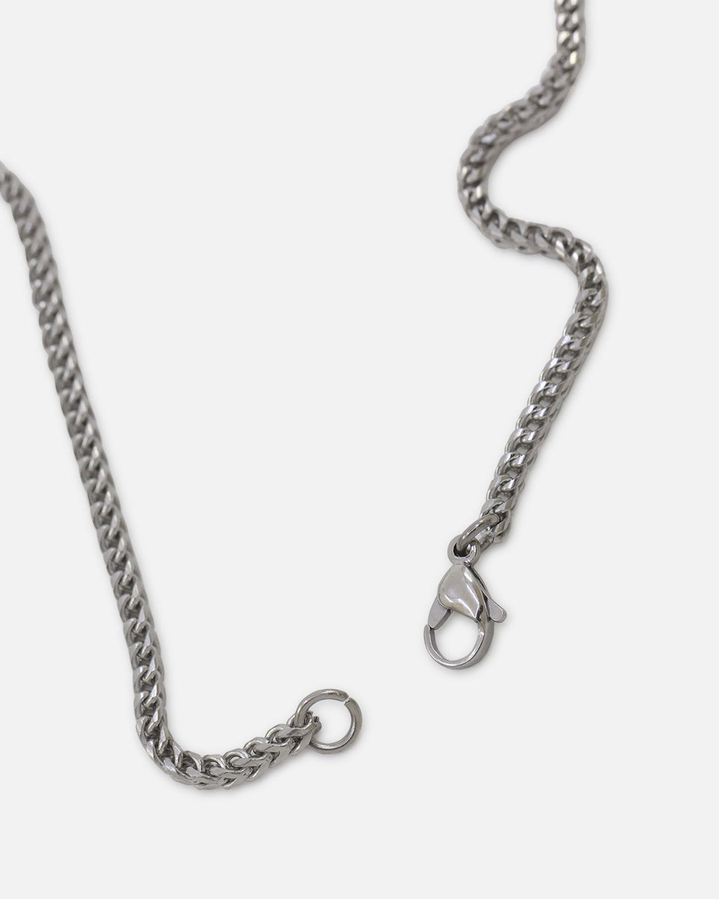 GUESS MAINLINE Guess Mainline 26" 4G Rebel Charm Necklace Silver
