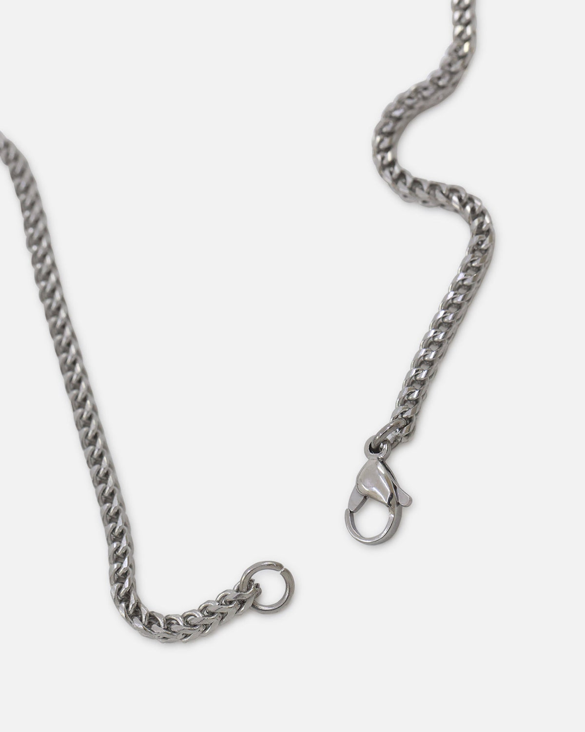 GUESS MAINLINE Guess Mainline 26" 4G Rebel Charm Necklace Silver
