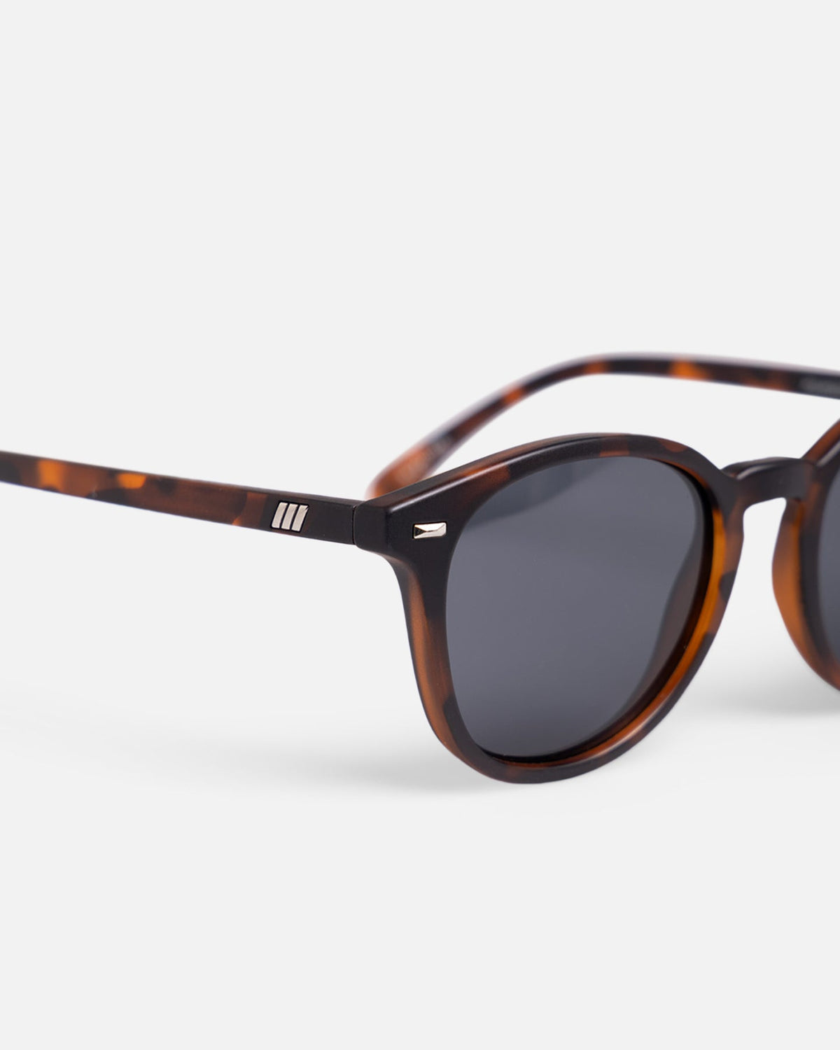 Le Specs Le Specs Bandwagon Sunglasses Matte Tort/Smoke