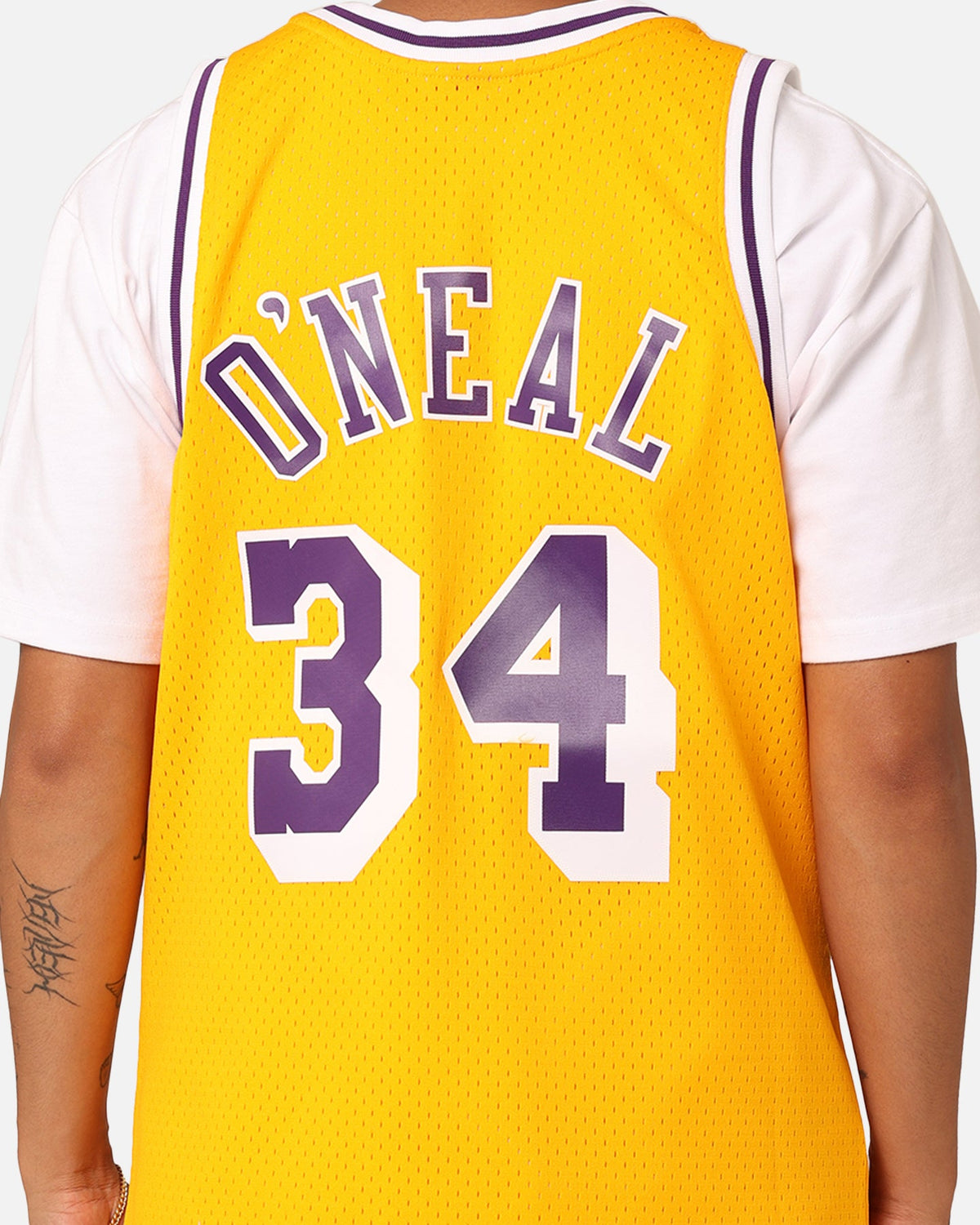 MITCHELL & NESS Mitchell & Ness Los Angeles Lakers Shaquille O'Neal '96-'97 #34 Swingman Jersey Yellow