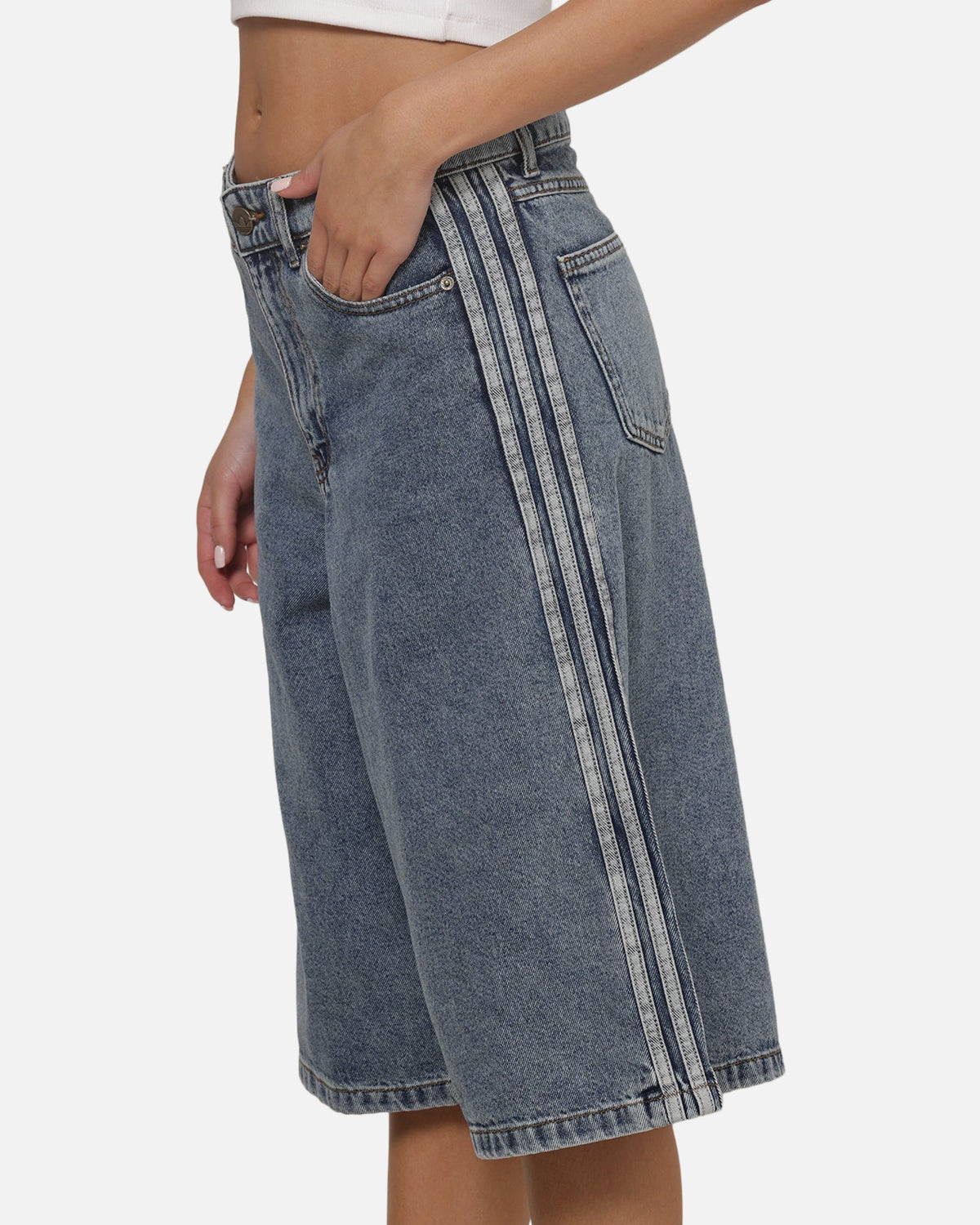 ADIDAS Original Adidas Women's Jorts Worn Blue