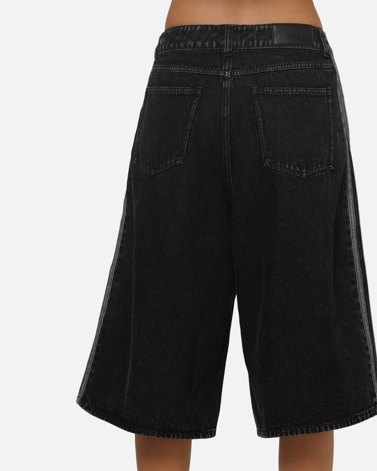 ADIDAS Original Adidas Women's Firebird Jorts True Black
