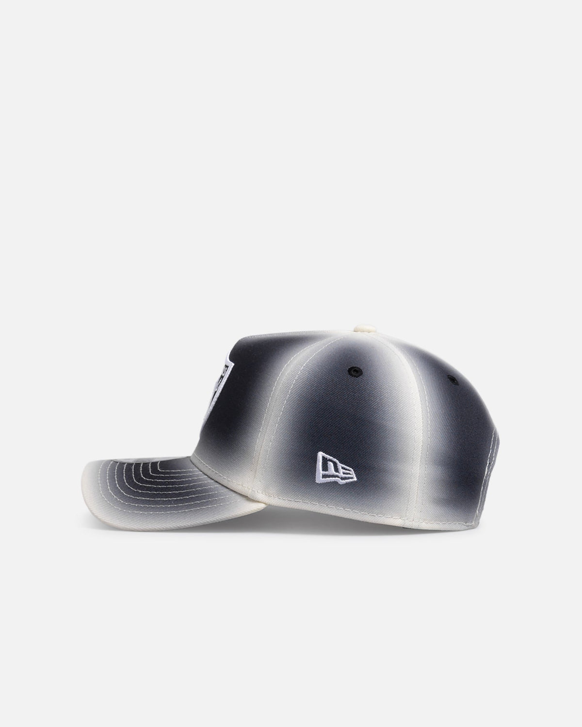 New Era New Era Las Vegas Raiders 'Gradient Edge Reverse' 9FORTY A-Frame Snapback Black/White