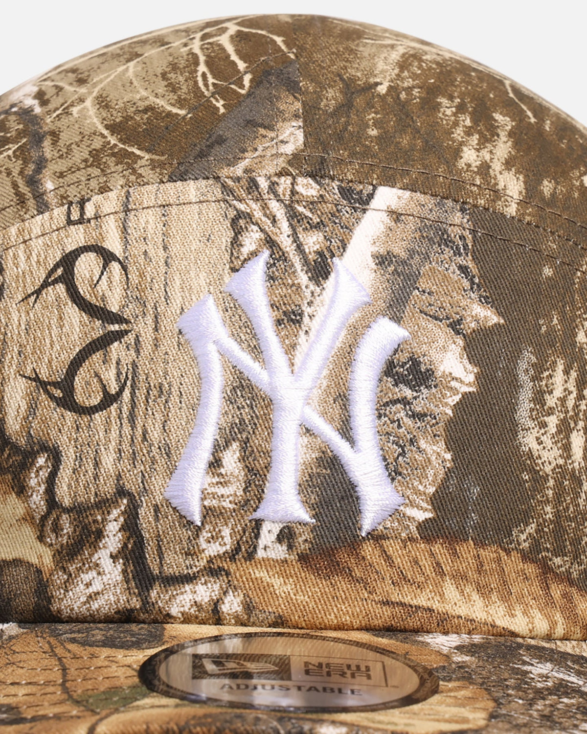 New Era Classic New Era New York Yankees 'Realtree Edge' Camper Strapback Realtree Camo