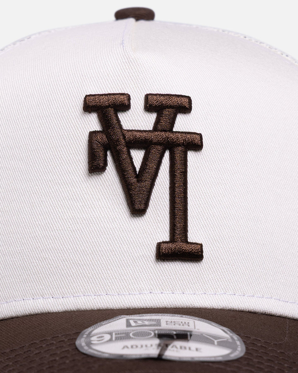 New Era Original New Era Los Angeles Dodgers 'Upside Down Logo' 9FORTY A-Frame Trucker Snapback White/Brown