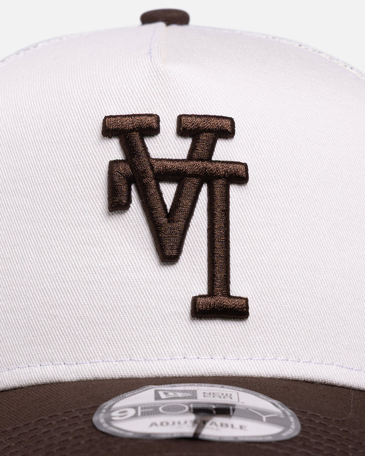 New Era Original New Era Los Angeles Dodgers 'Upside Down Logo' 9FORTY A-Frame Trucker Snapback White/Brown