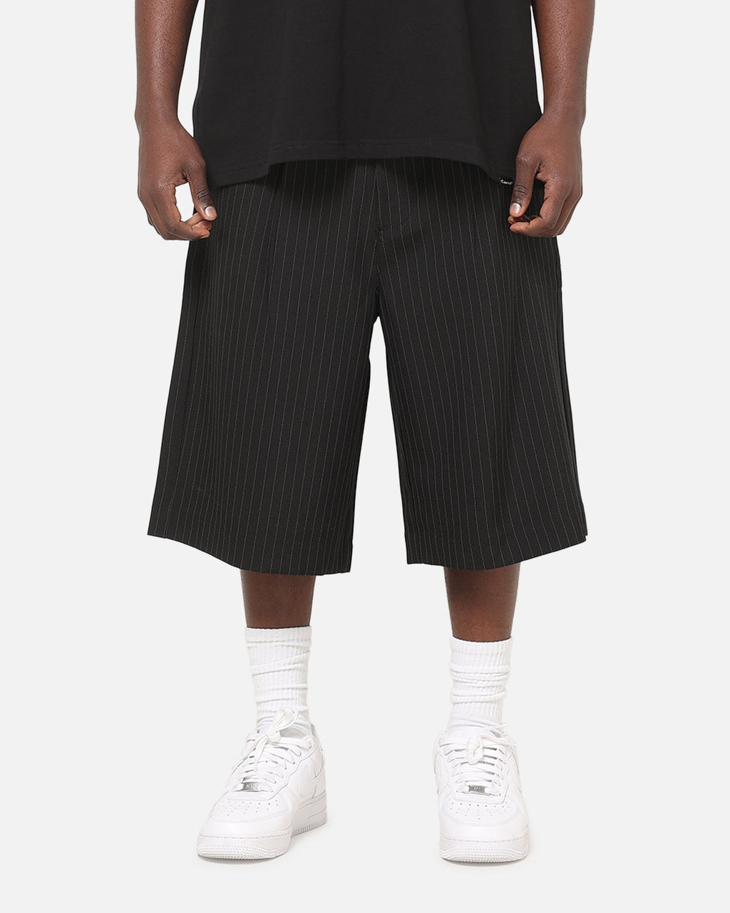 CARRE Carre Heritage Pleated Shorts Black Pinstripe