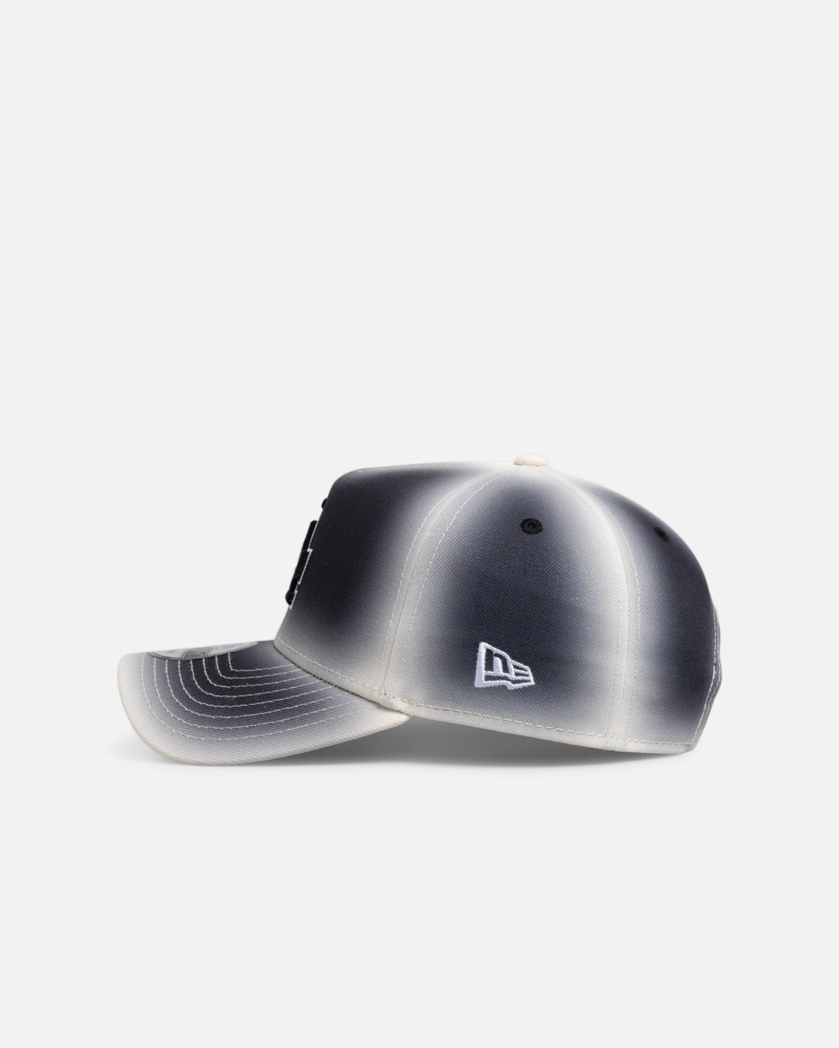New Era New Era Los Angeles Dodgers 'Gradient Edge Reverse' 9FORTY A-Frame Snapback Black/White
