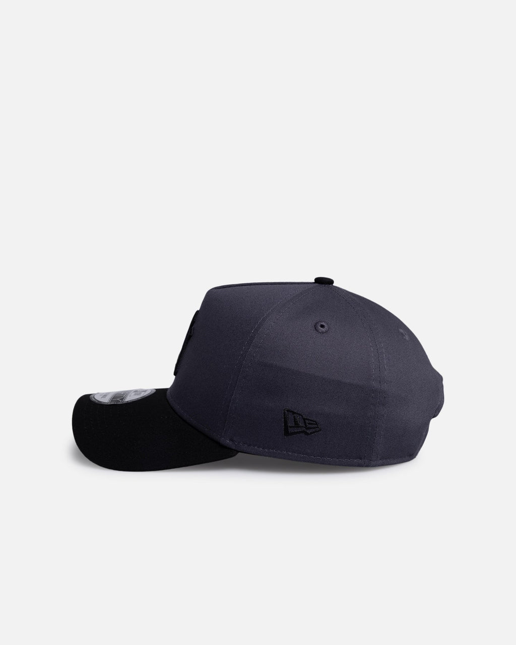 New Era New Era New York Yankees 'Graphite Black' 9FORTY A-Frame Snapback Black/Grey