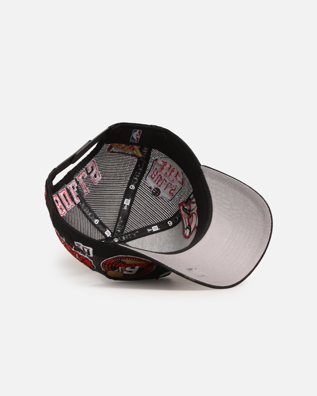 New Era Original New Era Chicago Bulls 'Mesh Crown All Over Logos' 9FORTY A-Frame Snapback Official Team Colour