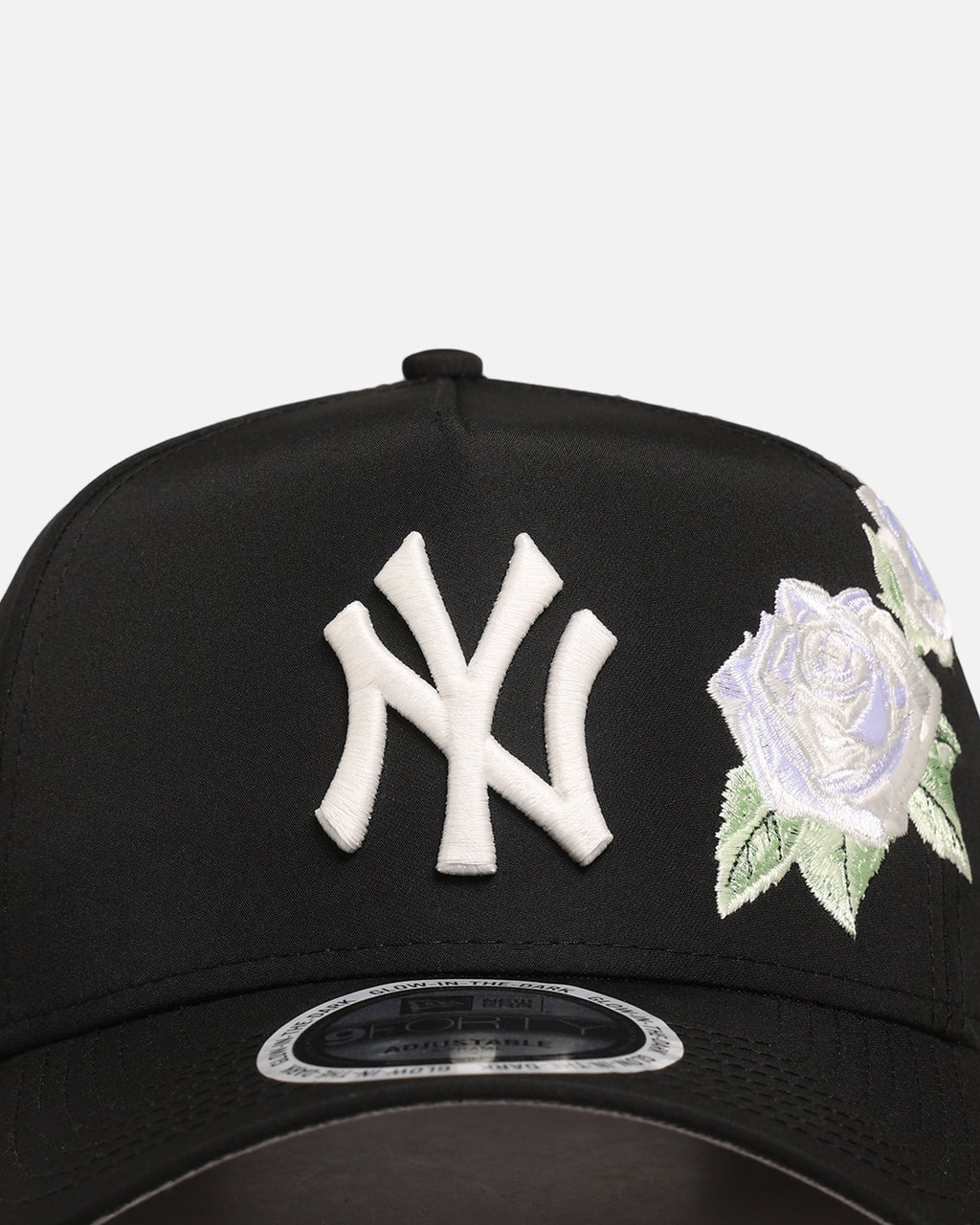 New Era New Era New York Yankees 'Glow Rose' 9FORTY A-Frame Snapback Black