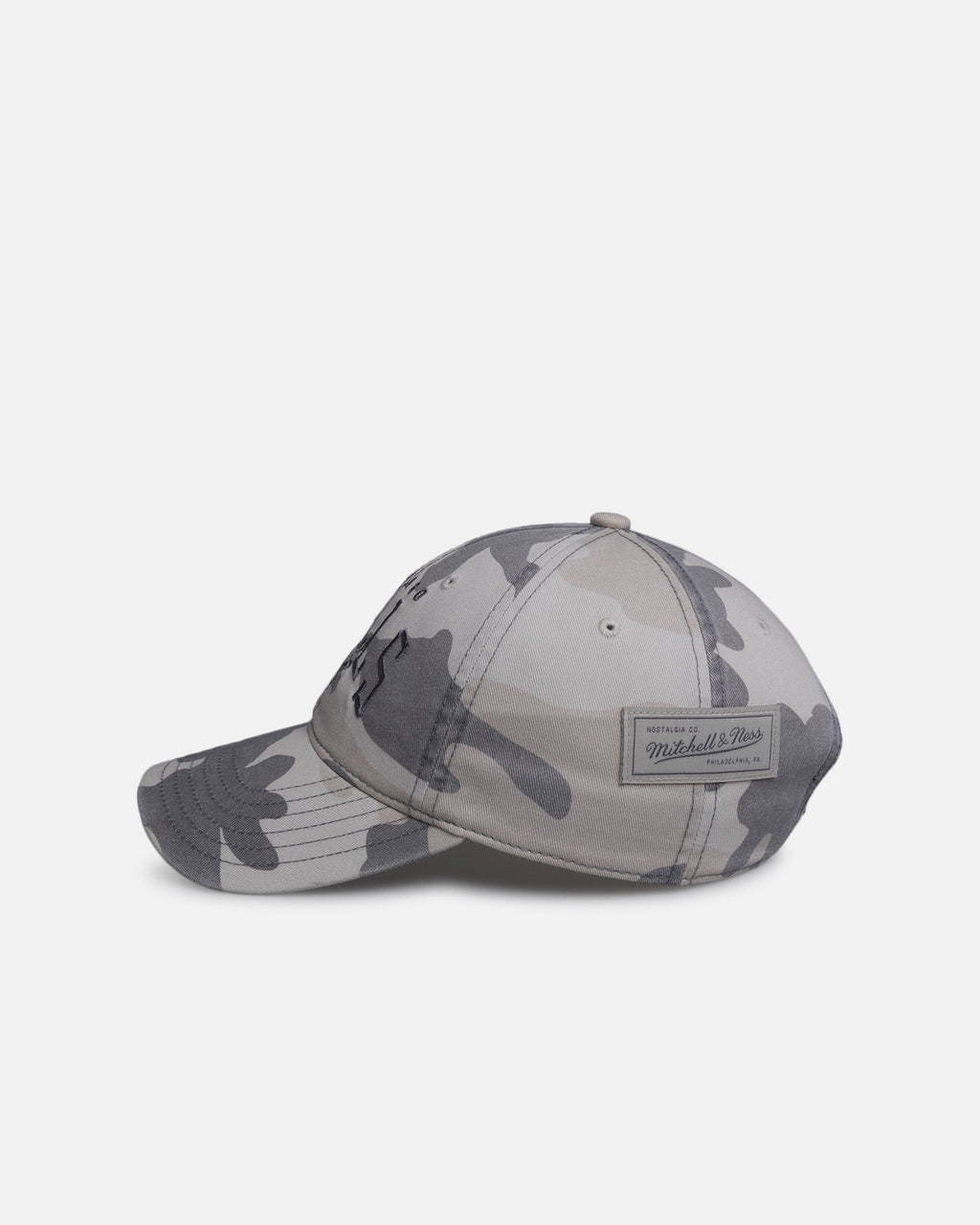 MITCHELL & NESS Authentic Mitchell & Ness Chicago Bulls 'Snow Camo' Dad Fit Strapback Snow Camo