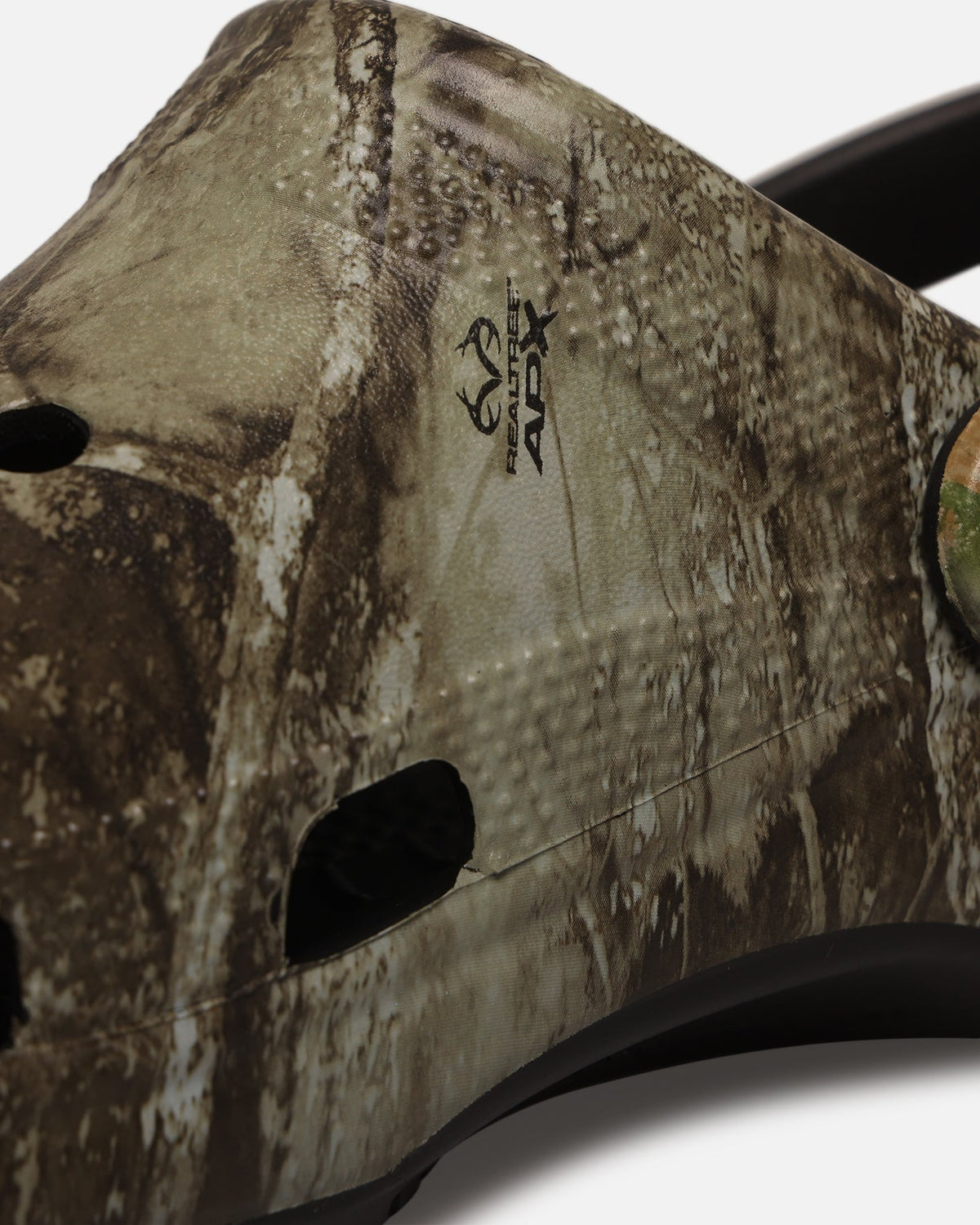 CROCS Crocs Realtree V2 Classic Clog Multi