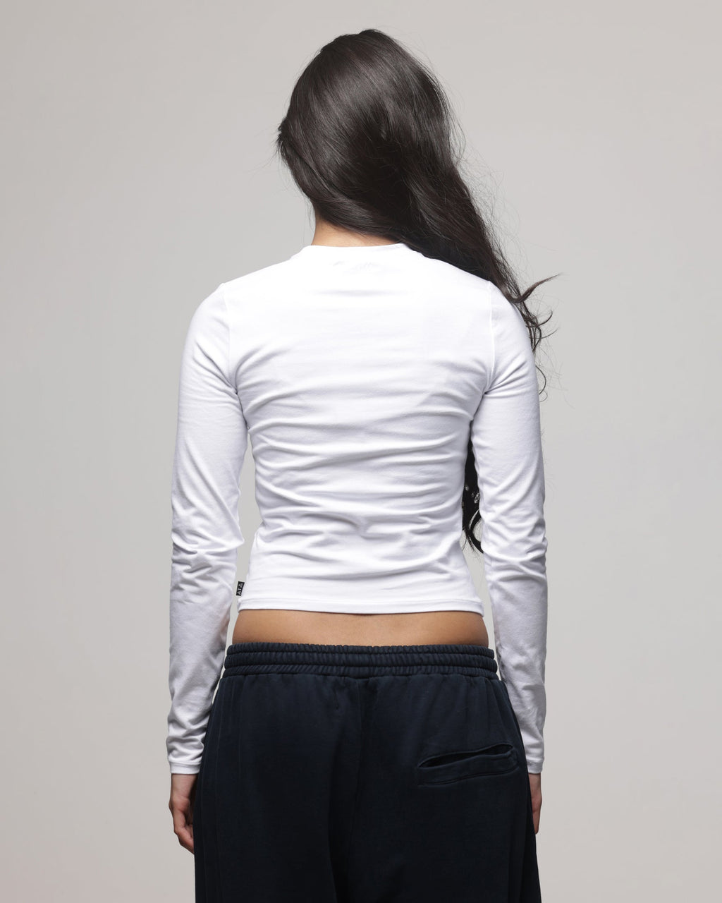 AMERICAN THRIFT American Thrift Women's Fitted Long Sleeve T-Shirt White