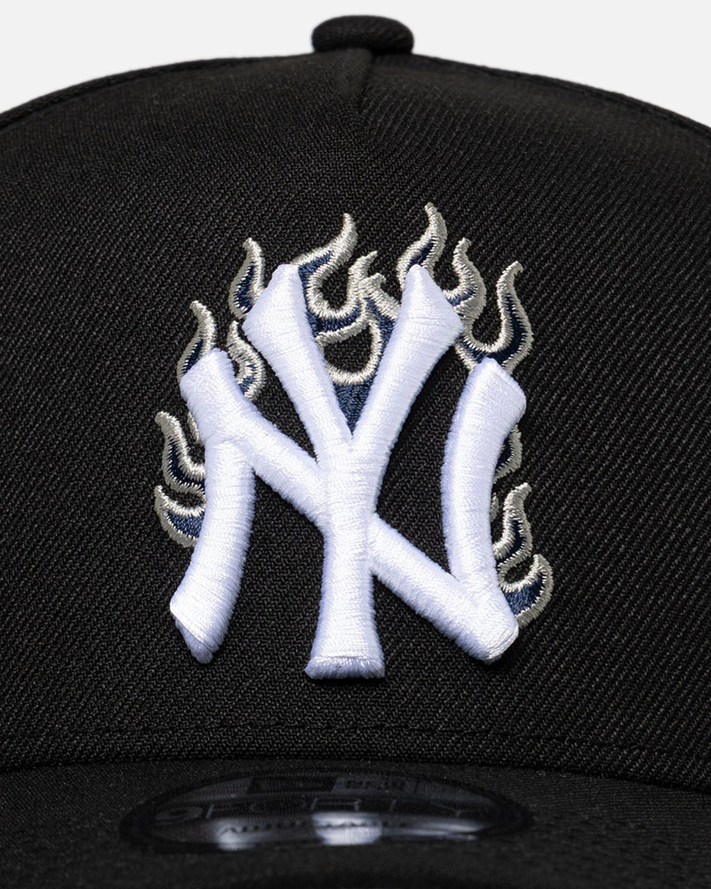 New Era Official New Era New York Yankees 'Flame Logo' 9FORTY A-Frame Snapback Black