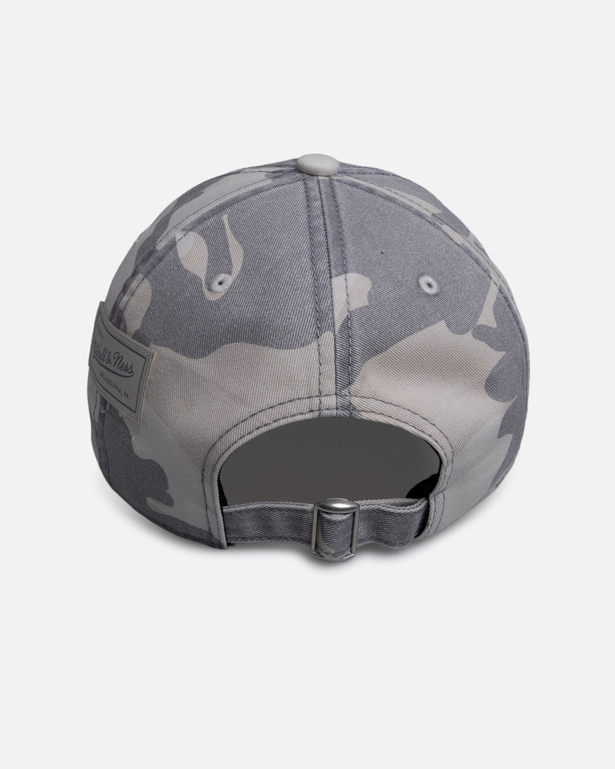 MITCHELL & NESS Mitchell & Ness New York Knicks 'Snow Camo' Dad Fit Strapback Snow Camo